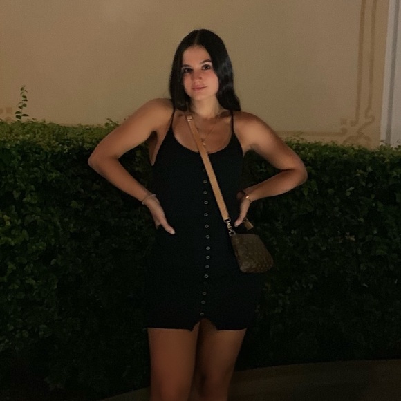 Meet your Posher, Eva - Picture 1 of 1